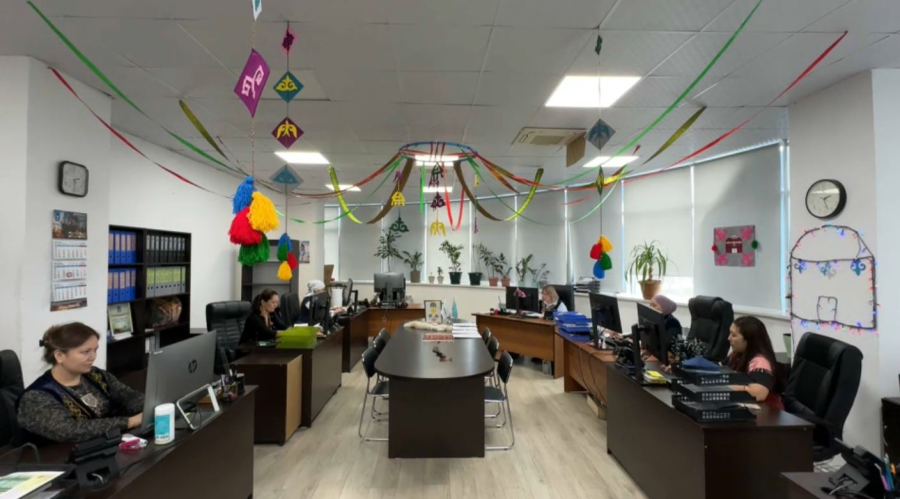 Маңғыстау облысында мұнайшылар әр бейсенбі ұлттық киім киеді