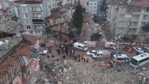 Количество жертв землетрясений в Турции превысило 42 тысячи
