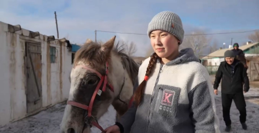 Асауды ауыздықтаған ару