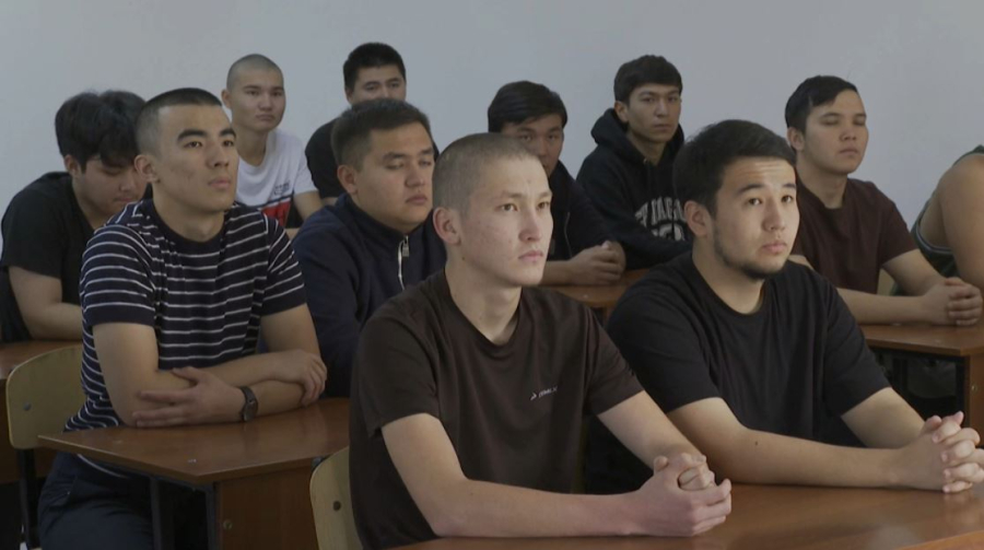 Елімізде әскерге SMS арқылы шақыру жүйесі іске қосылды