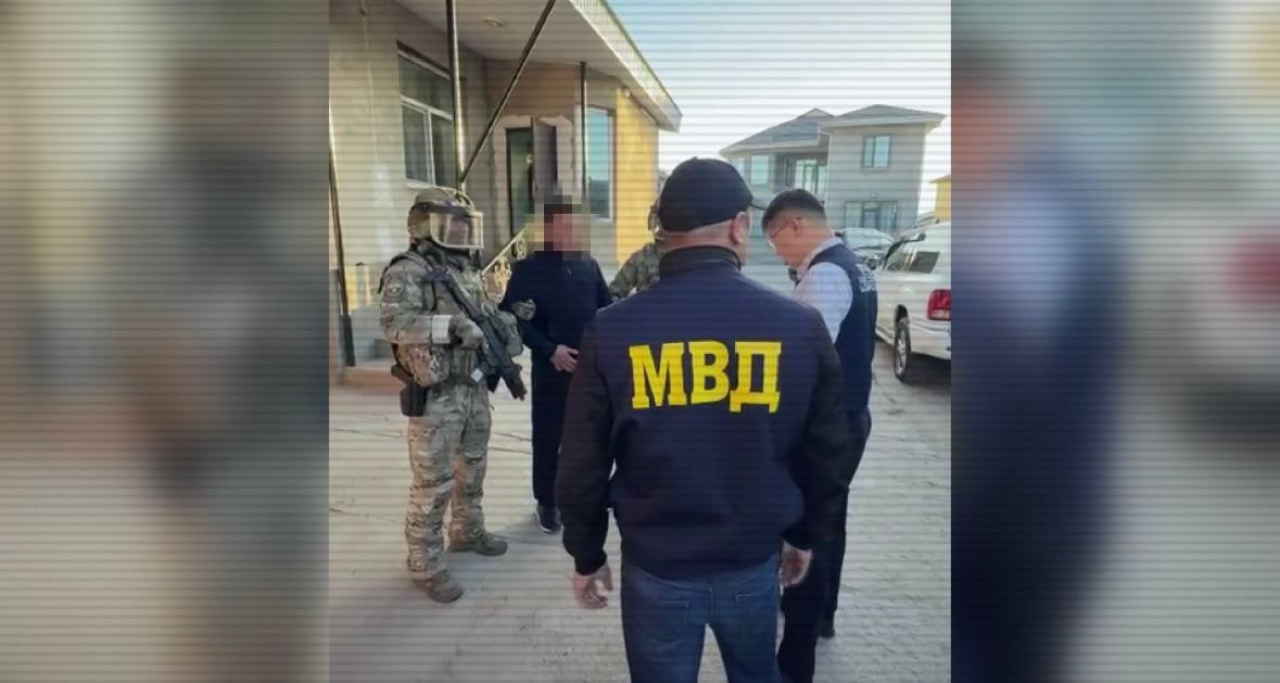 В Жамбылской области задержаны подозреваемые в вымогательстве денег у водителей