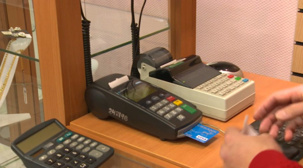 Безналичный расчёт набирает обороты в Казахстане