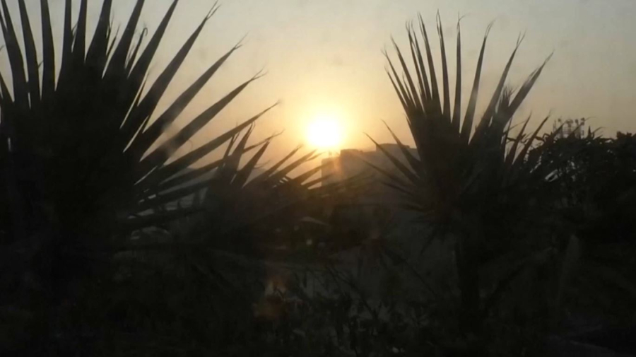 Пәкістандағы Лахор қаласын қою түтін тұмшалады