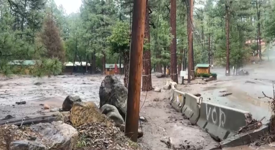 Из-за наводнений в Нью-Мексико ввели режим ЧС