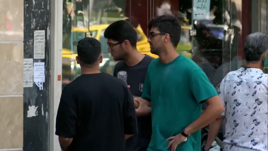 Иранның ұлттық валютасы құнсызданды 