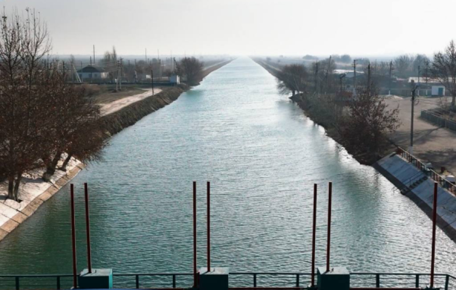 Впервые за 40 лет проводят очистку магистральных каналов в Туркестанской области