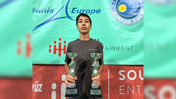 Tennis Europe: Аңсар Ниетқалиев абсолютті чемпион атанды