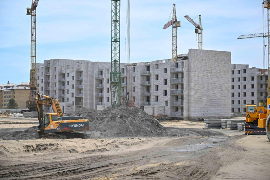 Строительство 18 жилых домов ведется в Семее