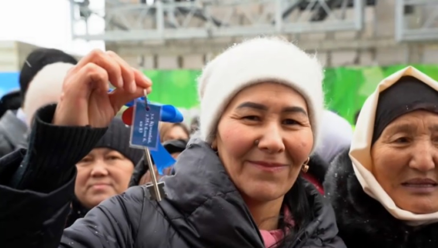 50 семейчан получили ключи от новых квартир