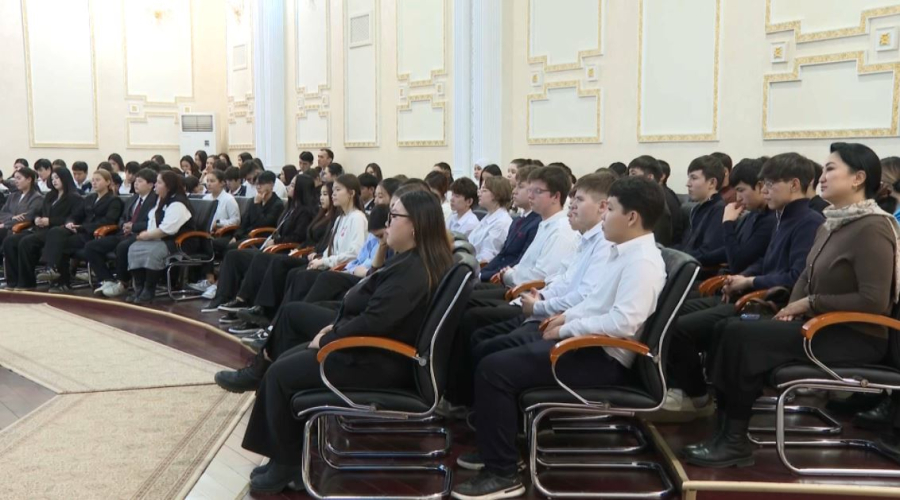 Молодёжь против коррупции: республиканский форум прошёл в Актобе