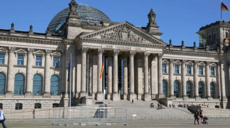 Казахстанки стажируются в немецком парламенте