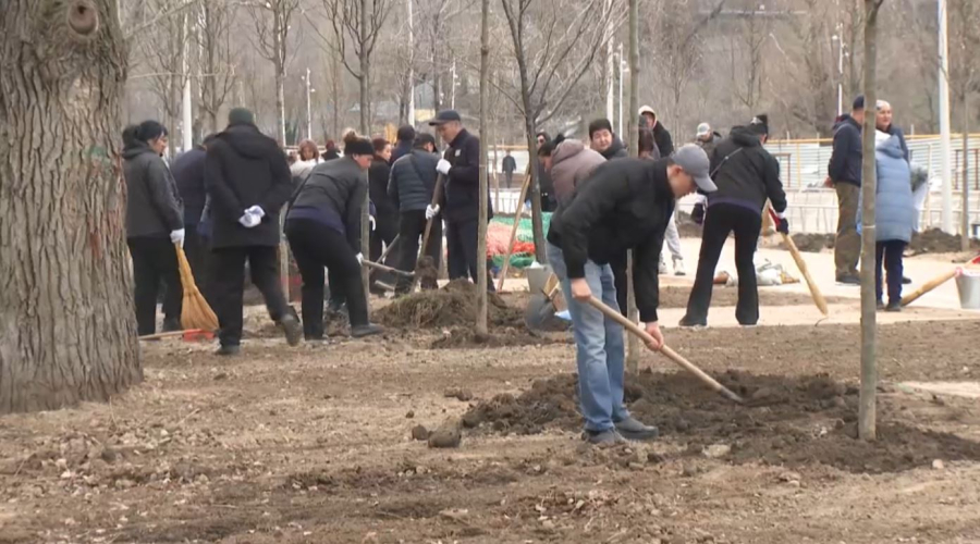 Алматыда 10 мың адам сенбілікке қатысты