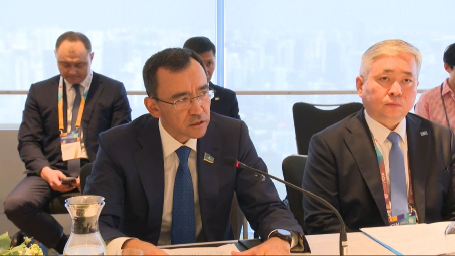 М. Әшімбаев Сингапурдағы халықаралық конференцияға қатысты