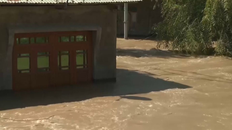 Үндістанда су тасқынынан қаза тапқандар саны 500-ге жетті