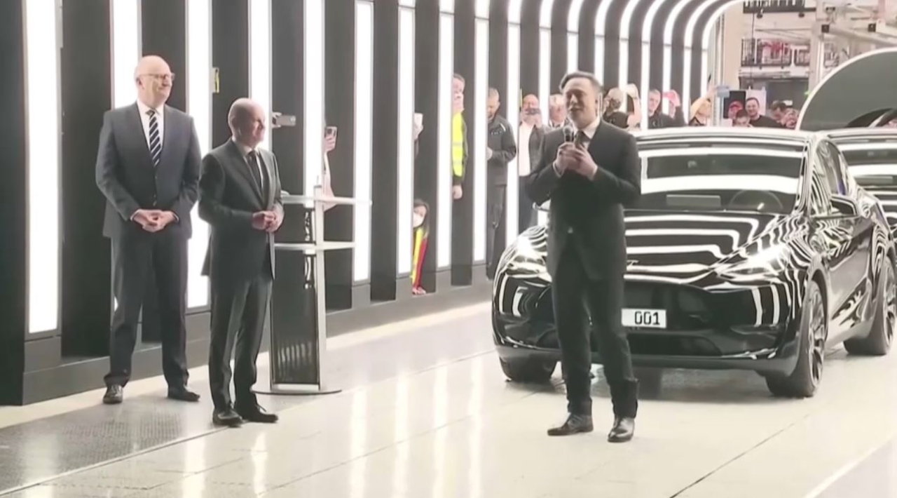 И. Маск жаңа буындағы чиптерді өндіруді бастады