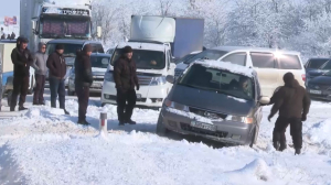 Из-за сильной метели закрыты дороги для всех видов автотранспорта в Жамбылской области