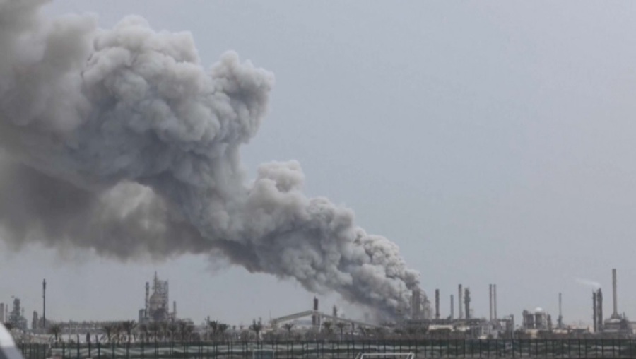 В Бахрейне НПЗ пострадал от иранского удара