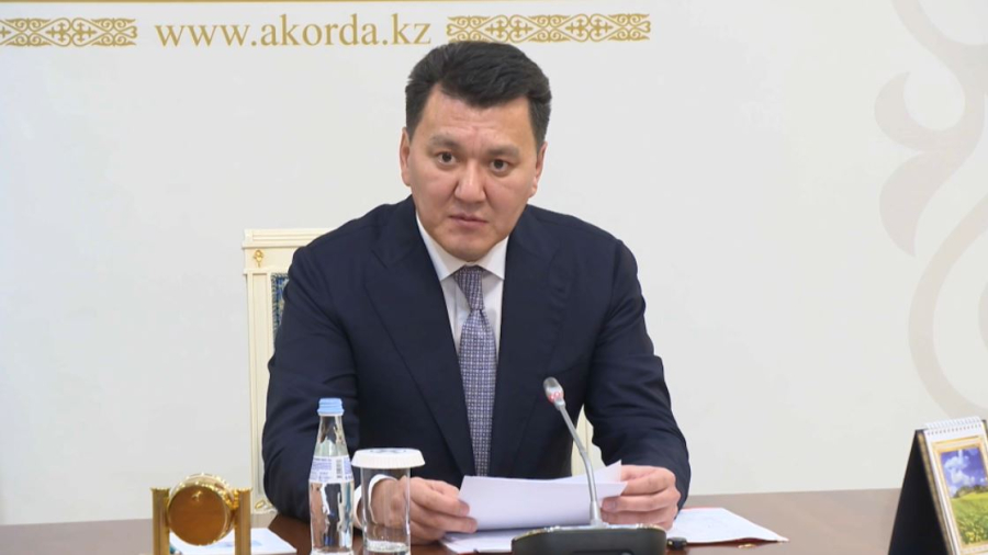 Заседание Республиканской комиссии по вопросам госсимволов и геральдики ведомственных наград