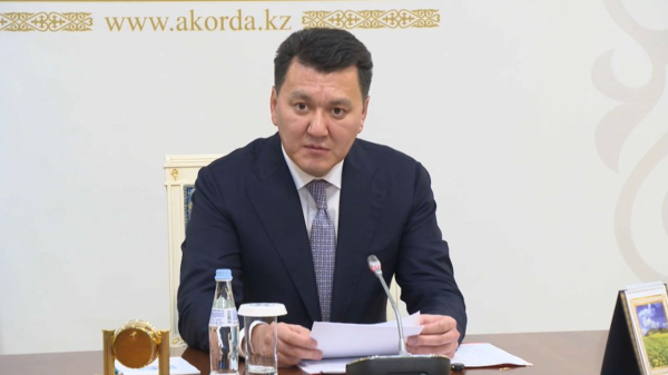 Заседание Республиканской комиссии по вопросам госсимволов и геральдики ведомственных наград