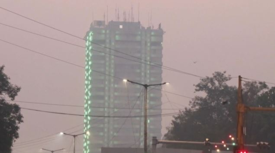 Аномальный смог накрыл Индию