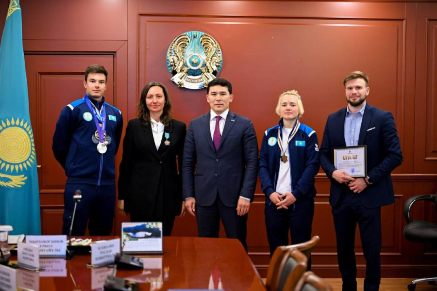 Ербол Мырзабосынов встретился с будущими участниками Олимпиады