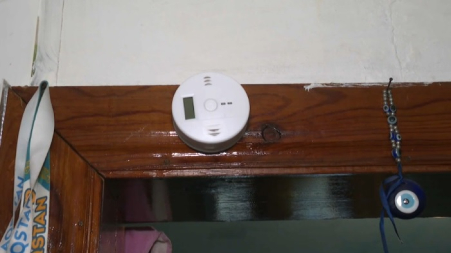 Тысячу пожарных датчиков бесплатно установили в домах семейчан