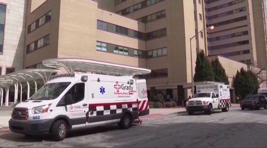 АҚШ-та мыңнан аса дәрігер жұмыстан кетті