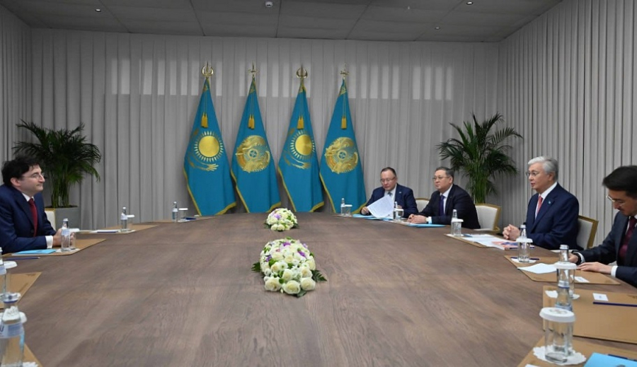 Президент принял профессора Стэнфордского университета