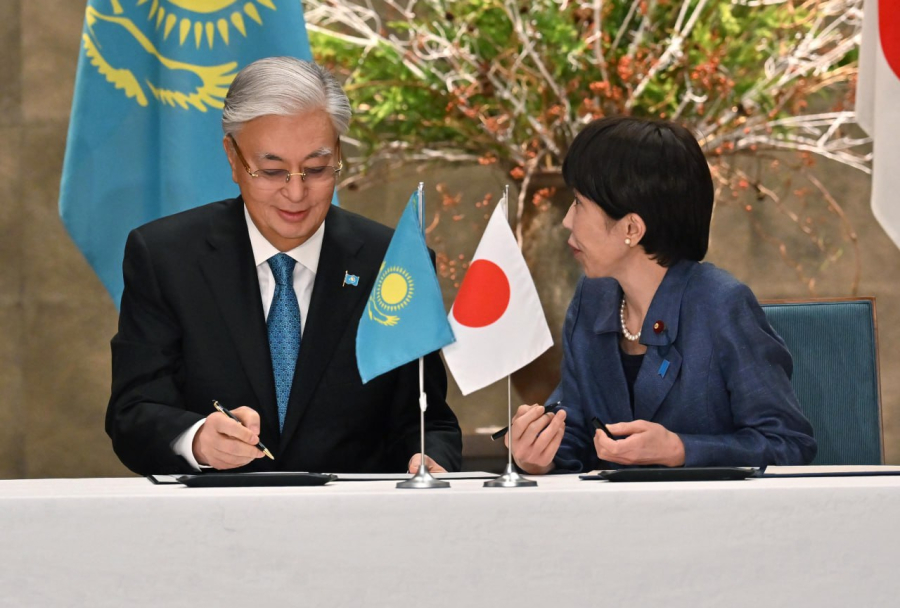 Токаев и Такаичи подписали совместное заявление