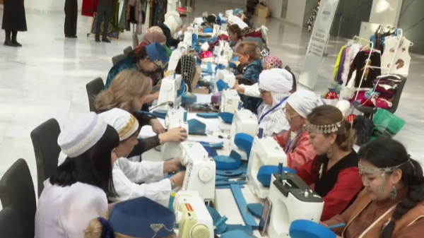 Казахстанские рукодельницы попали в Книгу рекордов