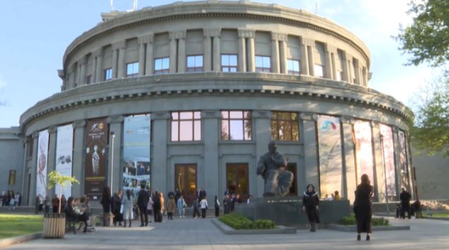 Гала-концерт мастеров искусств Казахстана прошёл в Ереване