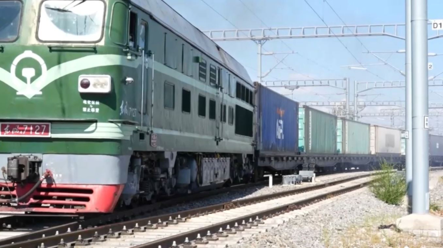 Қазақстан - Қытай арасында жүк тасымалы артты