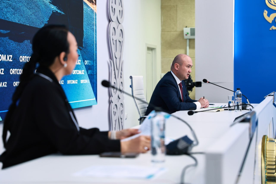 Казахстанцам предложили проверять качество дорог