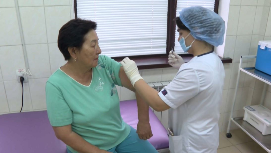 Шымкентте тұмауға қарсы вакциналау басталды