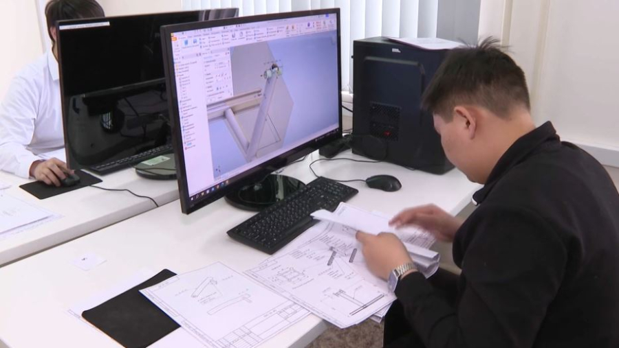 8 тысяч студентов освоили основы искусственного интеллекта