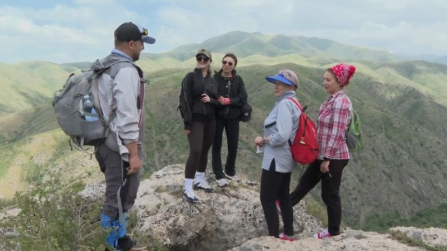 Юг Казахстана переживает пик туристического сезона