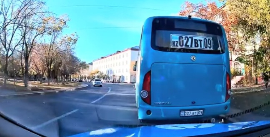 Пьяного водителя пассажирского автобуса задержали в Караганде