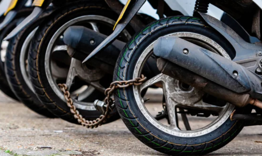 Угонщика мопедов в Алматы поймали с поличным