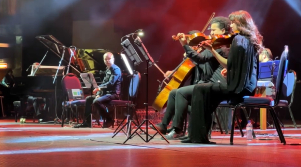 Қазақ оркестрі Тбилиси төрінде өнер көрсетті