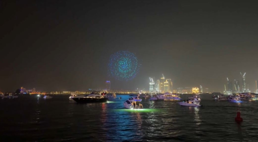 Әмірлік жаңа жылда 8500 дрон ұшырады