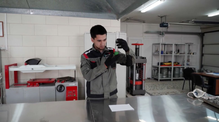 Биыл жол құрылысына арналған 79 жаңа материал сынақтан өтеді