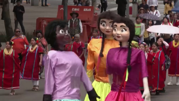 No comment: Мексикада байырғы халықтар күні аталып өтті