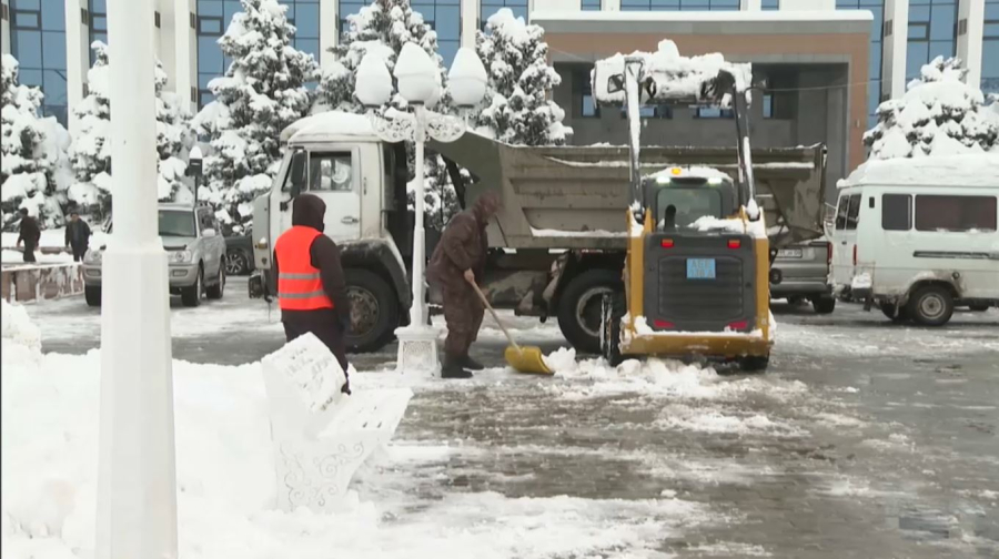 Таразда қар тазалайтын техника жетіспейді