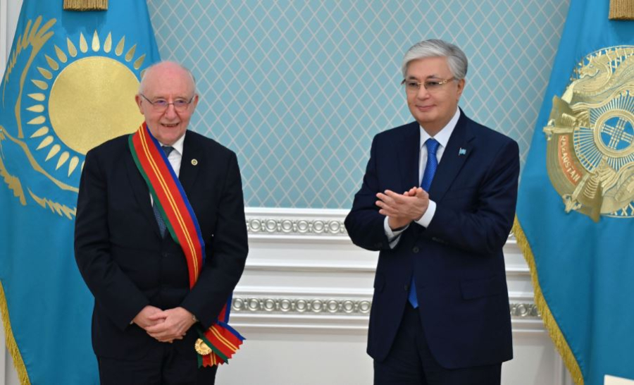 Мемлекет басшысы ICAO президентін I дәрежелі «Достық» орденімен марапаттады