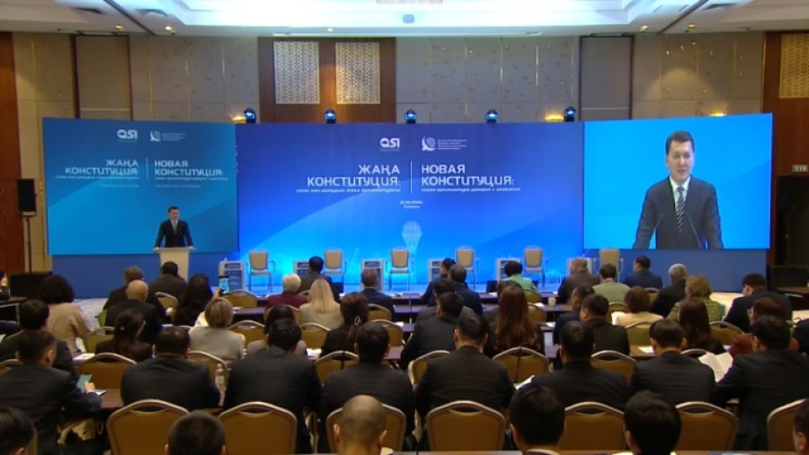 Карин: проект новой Конституции отвечает на запросы общества