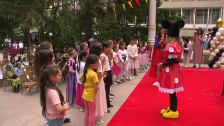 Ассамблея народа Казахстана организовала акцию для детей в Алматы