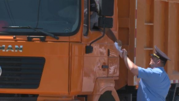 Штрафы на 100 млн тенге заплатили водители большегрузов в Шымкенте