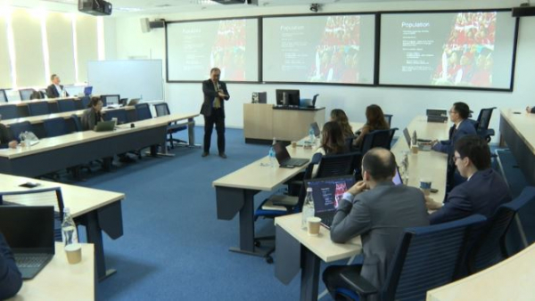 Госслужащие ЦА перенимают опыт цифровизации у Казахстана