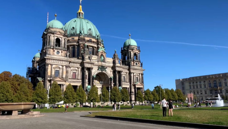 Еуропа елдерінен пана сұраушылар саны азайды