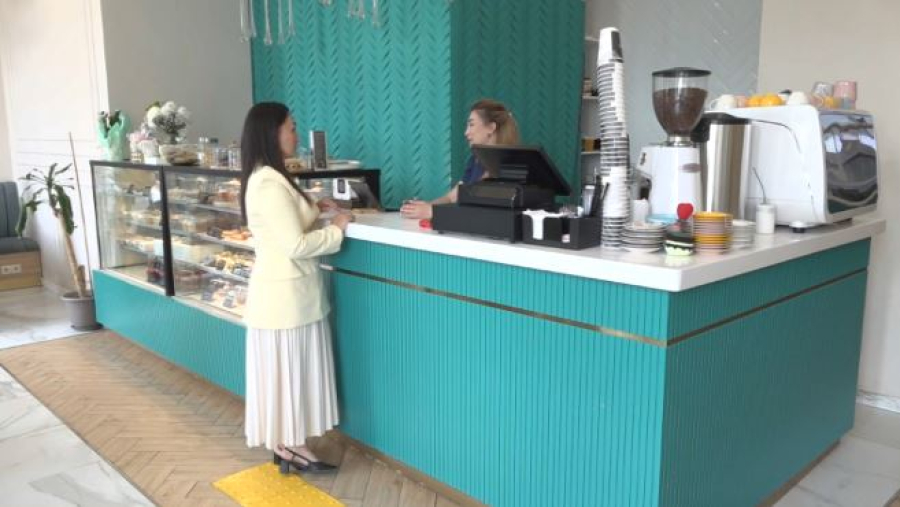 Поддержка семьи помогла многодетной матери из Атырау открыть бизнес